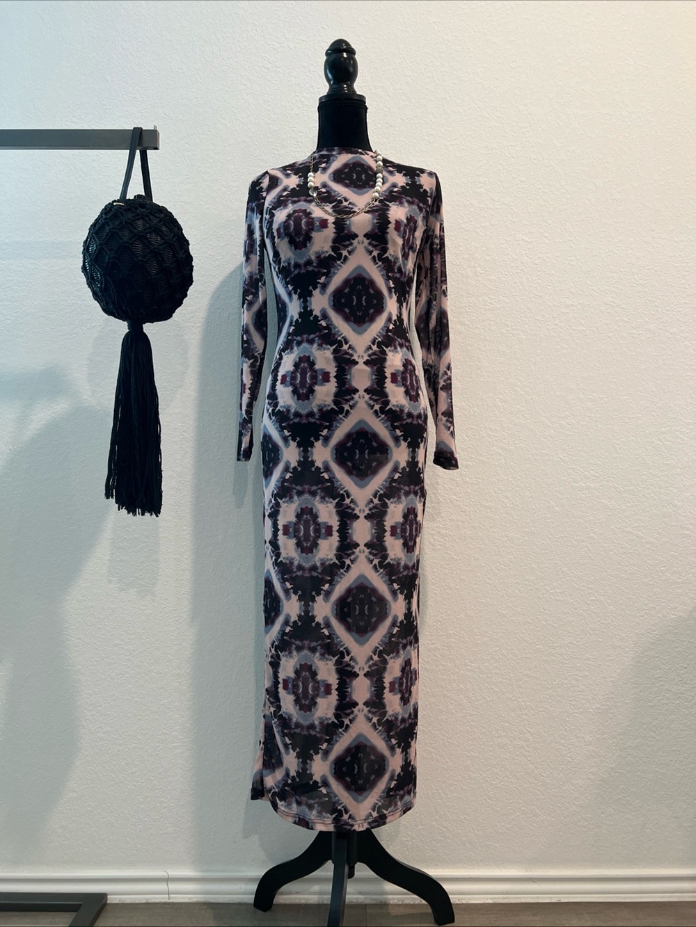 Karen Millen Long-Sleeve Geometric Print Maxi Dress - Black & Cream